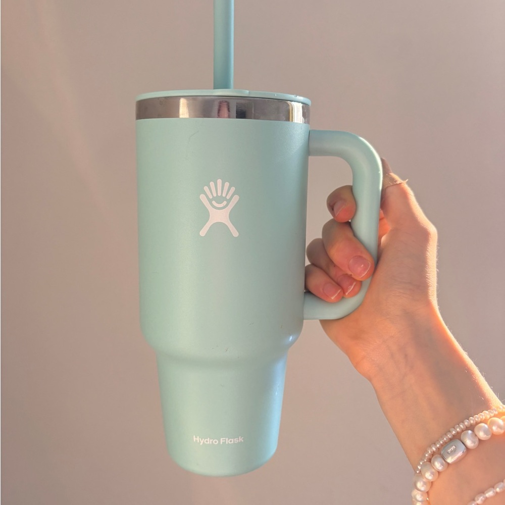 Hydro Flask Aqua Mug with Straw